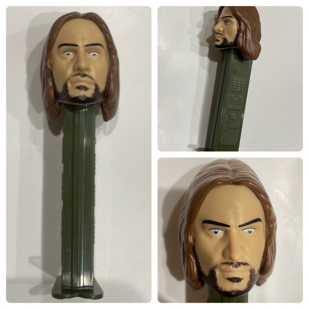 The Lord of the Rings PEZ Collectible - Aragorn (Green & Brown) #D3 1117930